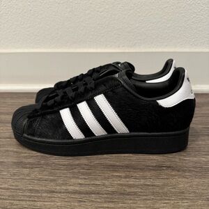 adidas gazelle silver green womens adidas Mens NMD_R1 Primeblue Shoes